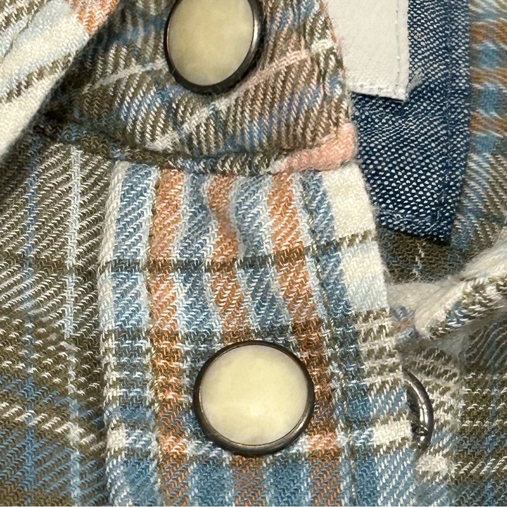 American Eagle Men’s pearl snap Plaid Flannel Long Sleeve Shirt Size Small - Picture 11 of 12